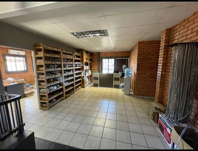 INDUSTRIAL PROPERTY TO RENT IN HENNOPS PARK INDUSTRIAL